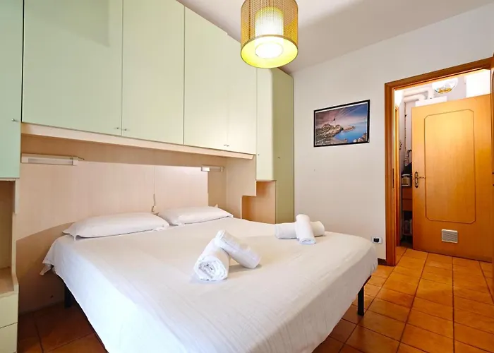 Hostdomus - Boat Lägenhet Marina dʼAndora